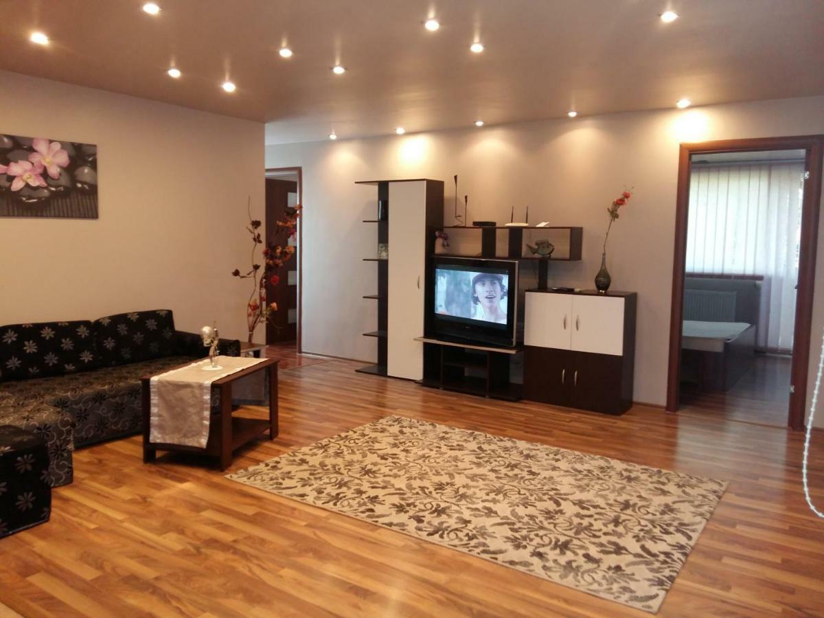 Apartament Laurentiu - etaj.1 Bukareszt Zewnętrze zdjęcie